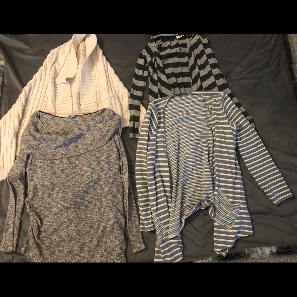 Maternity sweater bundle
